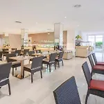 Js Miramar 3* 坎皮卡福特