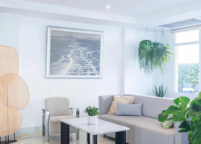 Js Miramar Szálloda 3*