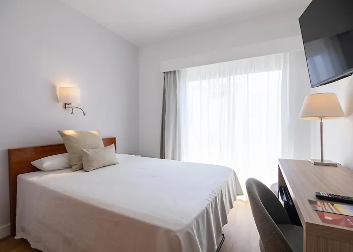 Js Miramar 3* 坎皮卡福特